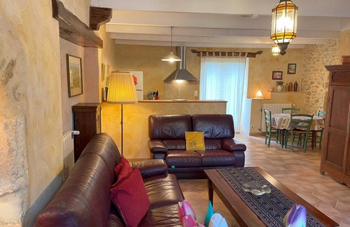 Suze-la-Rousse House | Gîte Mûrier