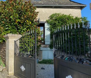 Forges House | Gîte Maison Maitri