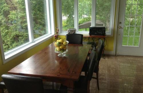 Mauricie Bed & Breakfast | Gîte Maison Parc Delormier