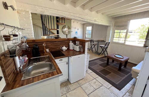 Hermival-les-Vaux Cottage | Gîte Marguerite - “Pétale”, 360° view, 5mn from Cerza, 30mn from Deauville