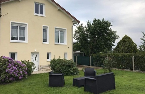 Saint-Germain-sur-Morin House | Gîte Parislande Proche de Disney Réservé Exclusivement aux Familles Avec Enfants
