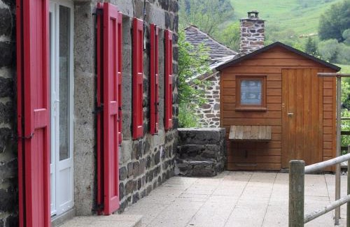 Les Estables House | Gîte paisible et chaleureux avec grande terrasse - activités nature et patrimoine à proximité - FR-1-582-143