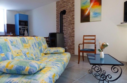 Fourilles House | Gîte paisible face à l'église, idéal pour familles et amis, équipé tout confort, près de la nature - FR-1-489-416