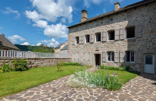 Grandvals House | Gîte Perceneige - Ancien presbytère 3/5 personnes