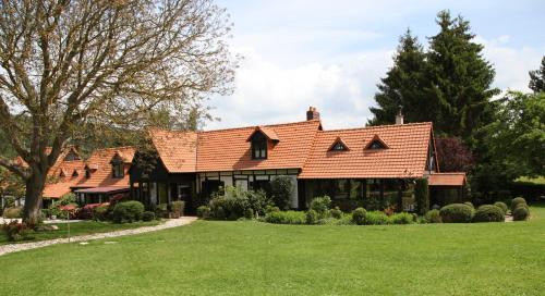 Freulleville House | Gîte piscine jacuzzi privatisés Clos Valentin