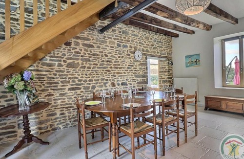 Plerguer House | Gîte Plerguer, 5 pièces, 8 personnes - FR-1-538-104
