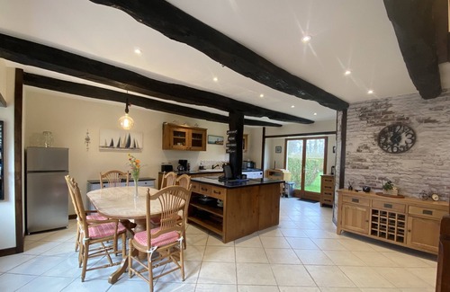 La Boussac House | Gîte pour 6 personnes dans ferme équestre, prés du Mont Saint Michel, Saint Malo