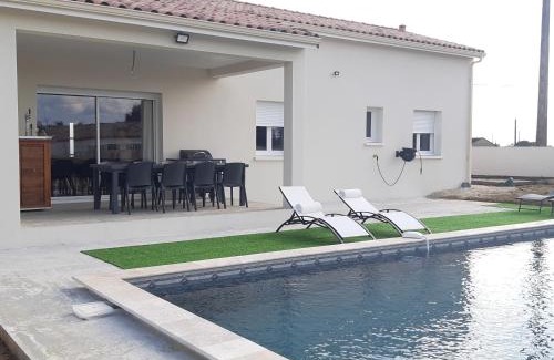 Frespech Villa | Gîte pour 8 personnes