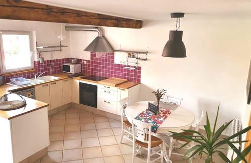 Lignairolles Cottage | Gîte private terrace, swimming pool, nature