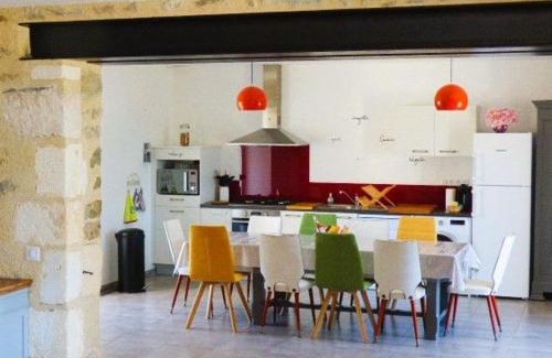 Le Bernard House | Gîte rénové avec jardin clos, proche plages, Wifi, parking pour voiture électrique - FR-1-426-164
