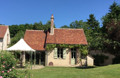 Saint-Julien-du-Sault House | Gîte-retro-Yonne in st Julien du Sault.