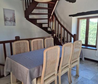 Saint-Pons-de-Thomieres House | Gîte rural 8 à 10 personnes au coeur du Parc National du Haut Languedoc