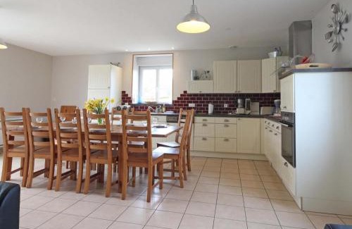 Landisacq House | Gîte rural avec jardin, 5 chambres, équipements inclus, idéal pour vacances nature et randonnées - FR-1-497-167