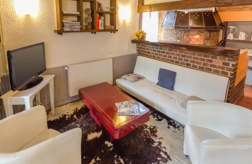 Saint-Hilaire-sous-Romilly House | Gîte Saint-Hilaire-sous-Romilly, 4 pièces, 6 personnes - FR-1-543-72