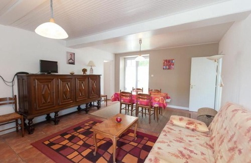 Saint-Urbain House | Gîte Saint-Urbain, 3 pièces, 4 personnes - FR-1-426-297