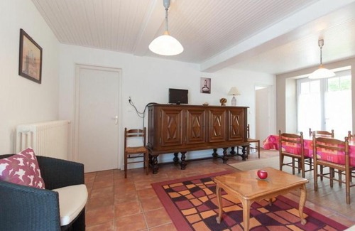 Saint-Urbain House | Gîte Saint-Urbain, 3 pièces, 4 personnes - FR-1-426-297