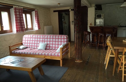 Saint-Etienne-en-Devoluy Ski Chalet | Gîte "the Pic de Bure"