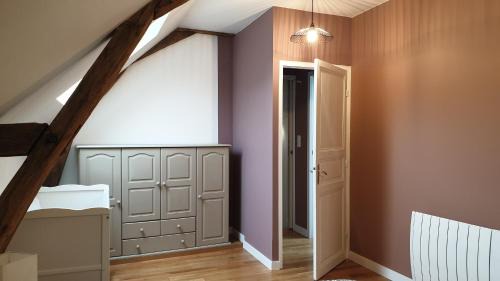 Genneteil House | Gîte une histoire de village