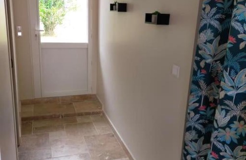 Veigne House | Gîte Val de Loire accès privatif: 2/4 personnes