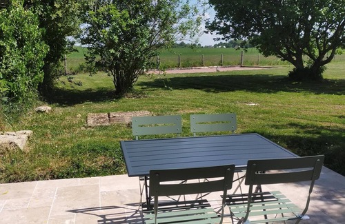 Veigne House | Gîte Val de Loire private access: 2/4 persons
