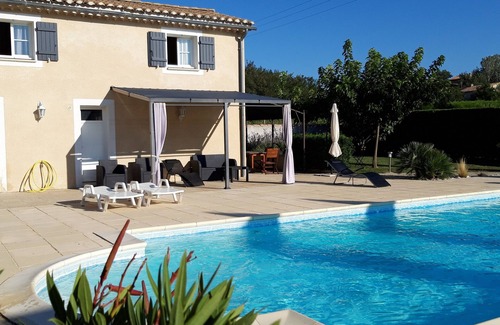 Colonzelle Cottage | Gîte with swimming pool in the Drôme Provençale (Pays de Grignan)