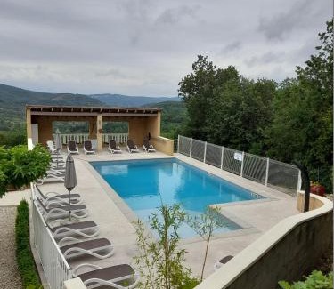 Lagorce House | Gîtes de l'Esquirou