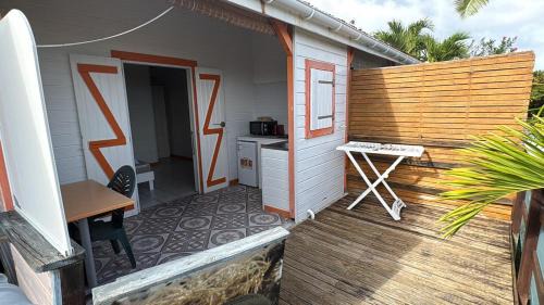 La Desirade Hotel | Gîtes du Baobab