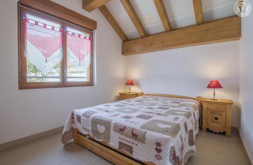 Saint-Georges-des-Hurtieres House | Gîtes de la Bresse