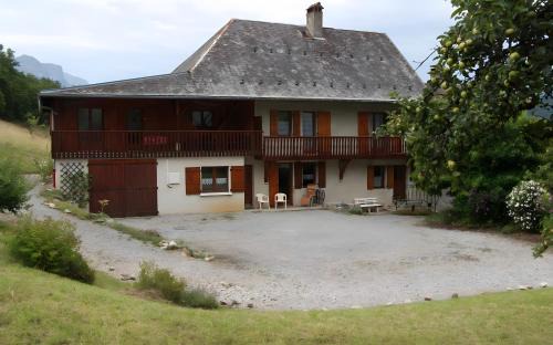 Faverges-Seythenex House | Gîtes Sambuy et Belle-Etoile