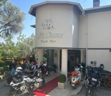 Bornova Hotel | Gül Hanım Konağı Butik otel