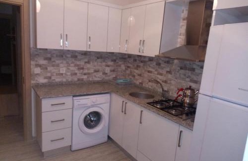 Gumuldur Apartment | GÜMÜLDÜR ÇALIŞKAN APART 1