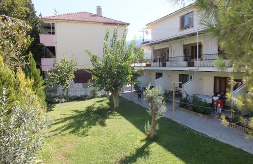 Karahayit Bed & Breakfast | GÜNEŞ APART OTEL