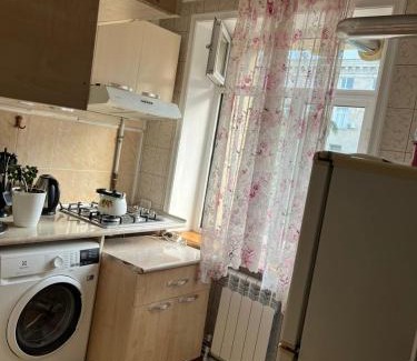 Ganja Apartment | Gəncədə 2 otaqlı təmirli və əşyalı mənzil
