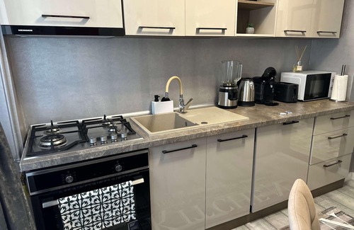 Tirgu Jiu Apartment | G&A Luxe Apartment Central