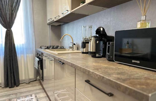 Tirgu Jiu Apartment | G&A Luxe Apartment Central