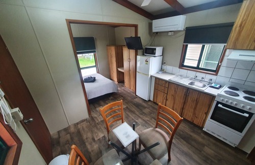 Ararat Cabin | G'day Parks Ararat