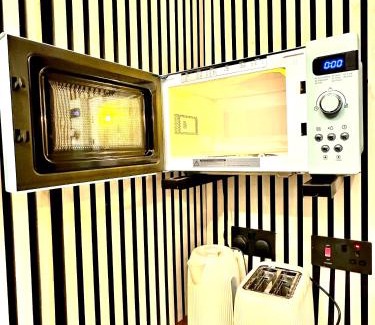 Leabridge Apartment | G Eighty Four