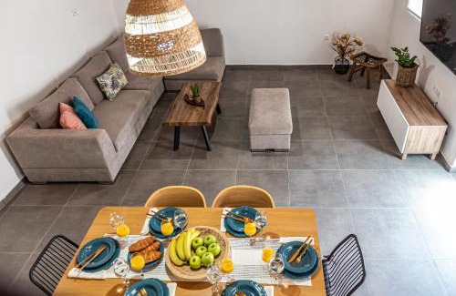Kefalas Apartment | G&M House
