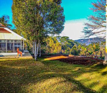Ruteng House | G - RIMA GARDEN HomeStay