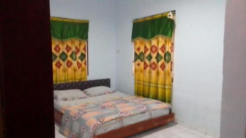 Ruteng House | G - RIMA GARDEN HomeStay