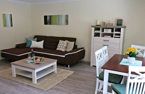 Mainz-Bingen Apartment | (g) Roosike vacation in Bacharach-Steeg, modern apartment in the countryside