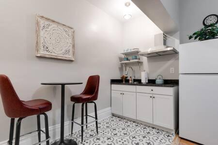 Fan District House | G2 CENTRAL LOCATION museums FREE PARKING