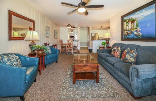 Carlsbad House | G218 - Palms Away