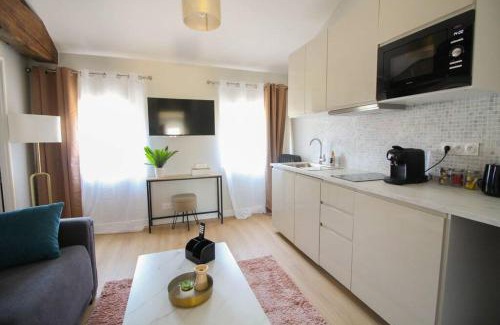 Angouleme Apartment | G6 Appartement Climatisé au calme centre Angouleme