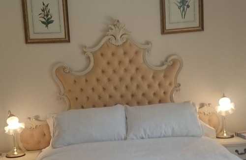 Keith House | Gaerwood Double Deluxe Queen Anne with En Suite bathroom