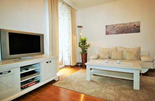 Rachtig Apartment | Gaestehaus Kön - Fewo Farfalle