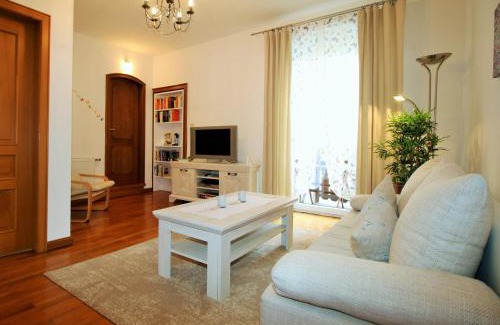 Rachtig Apartment | Gaestehaus Kön - Fewo Farfalle
