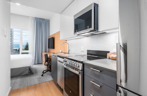 Vancouver Hotel | Gage Suites at UBC