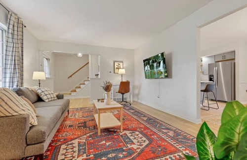 Gahanna House | Gahanna Farmhouse - 4 Bed 2 Bath - INTEL