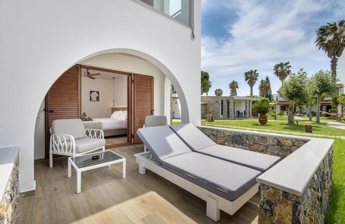 Lambi Hotel | Gaia Garden